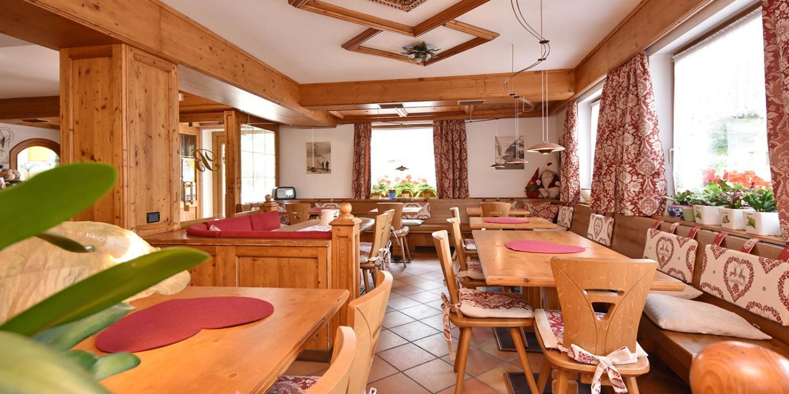 Hotel Malga Passerella Moena Εξωτερικό φωτογραφία